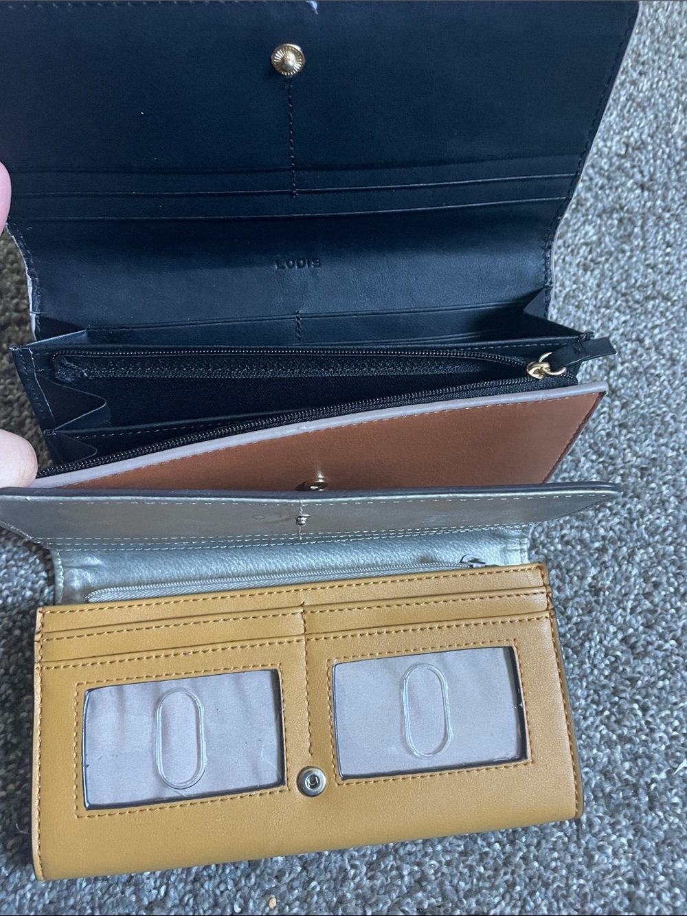 Wallets- Steve Madden, Guess, Michael Kors, Lodis, Nine West, Aimee Kestenberg - Picture 3 of 7